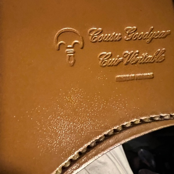 Size 36 Robert Clergerie  -282600prune/Blanc/Tany DBL  Verniprune item#3345548 - Picture 10 of 11